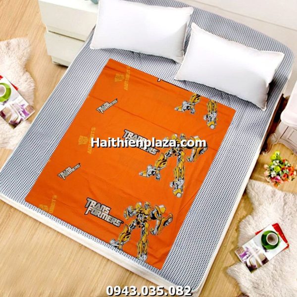 Chăn gối đi lớp cho bé hình Robot Transformer