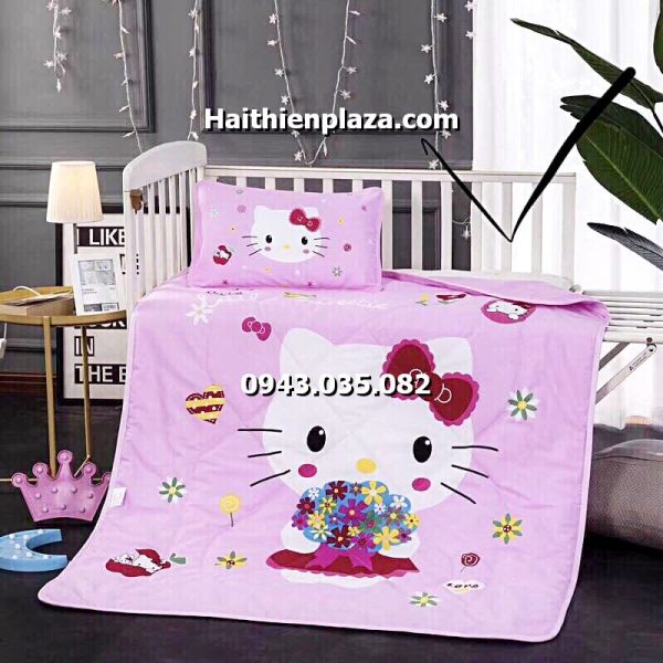 Chăn đi lớp cho bé hình mèo hello kitty