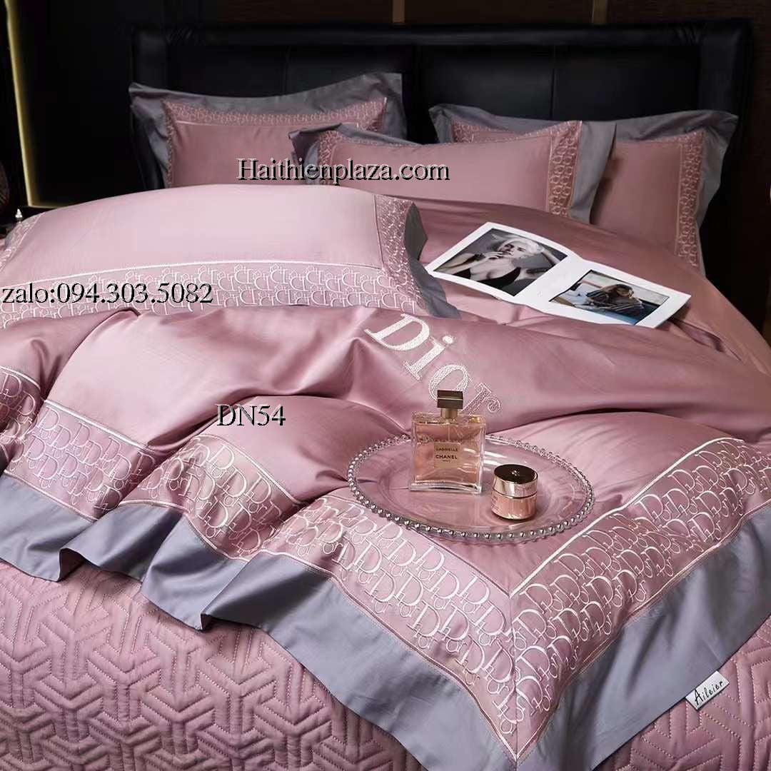 Bộ chăn ga thương hiệu Dior hồng mix xám